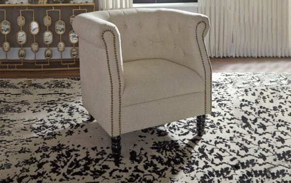 Jacquelyne Accent Chair