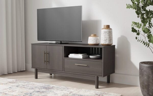 Brymont TV Stand