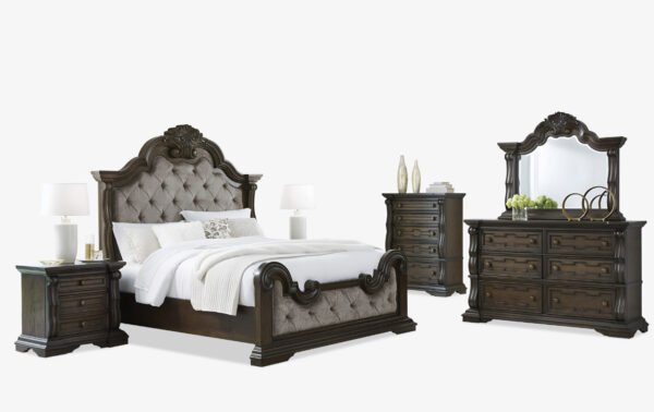 Maylee Bedroom Set